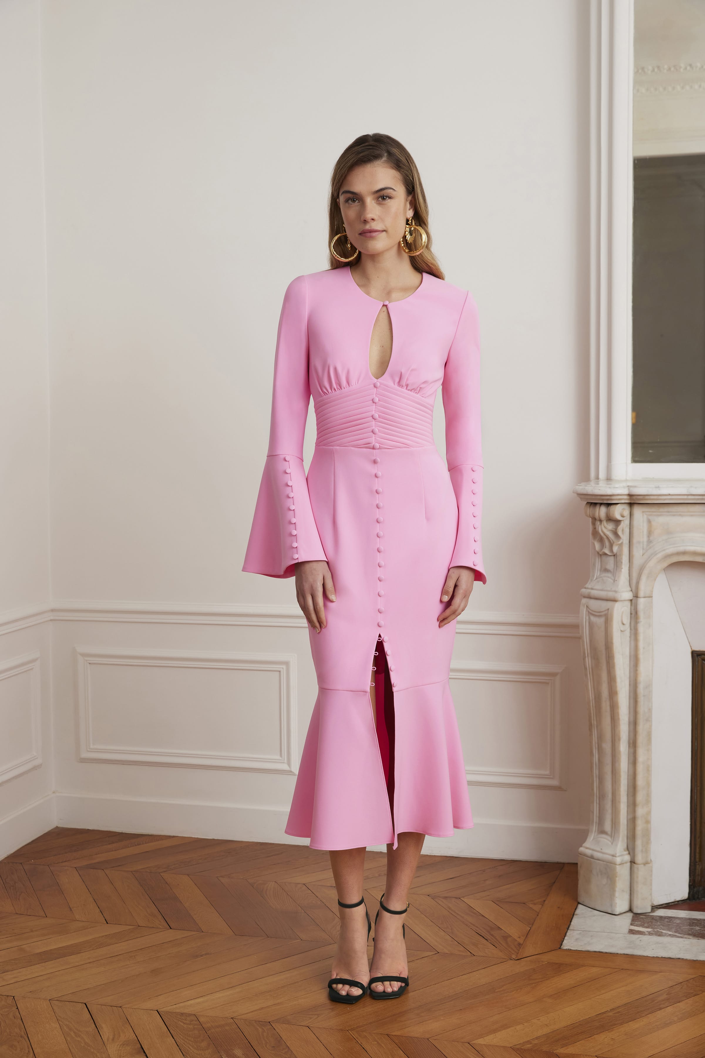 ROXIE Keyhole Micro Button Detail Midi Dress In Pink