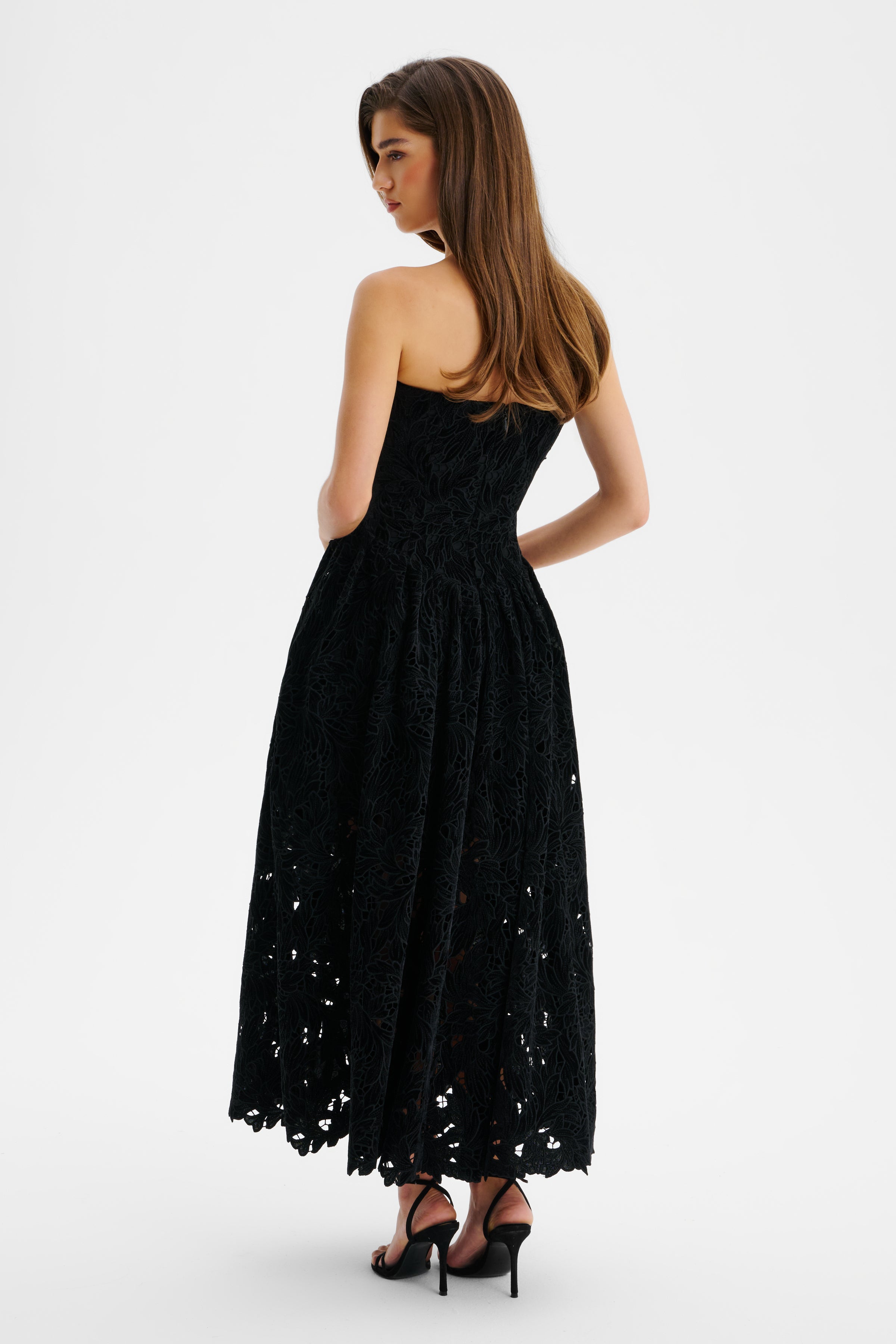ARABELLA Velvet Guipure Lace Strapless Midi Dress In Black