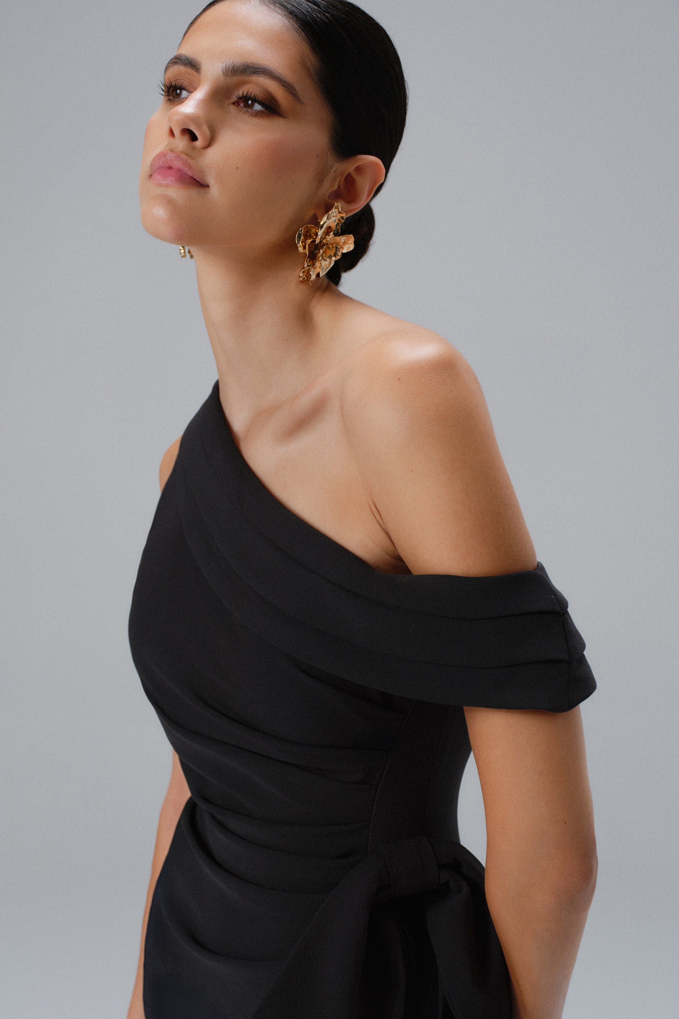 HONEY One Shoulder Pleated Bow Midi Dress in Black